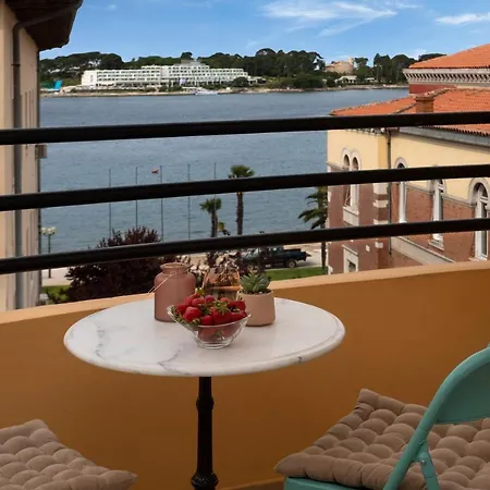 Apartman Seaview Apartment *